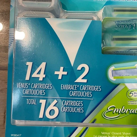 New Package of 16 Venus & Embrace Shaving Cartridges